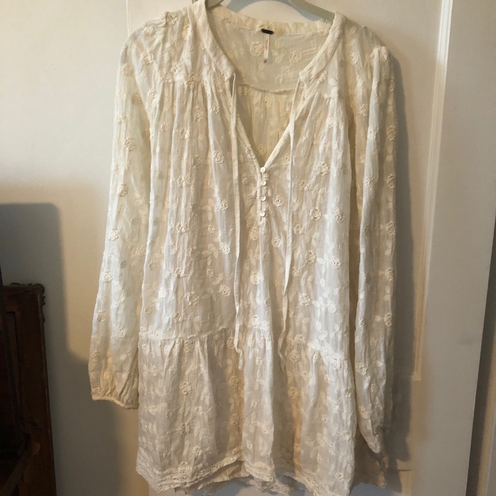 Free People Ivory Floral Embroidered Dress size XS